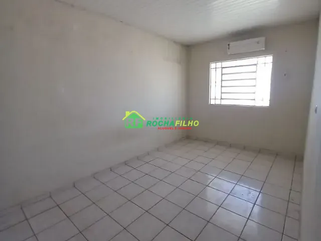 Casa com 128m² 5 quartos e 2 banheiros, à venda, no bairro Raimundo Portela em Teresina