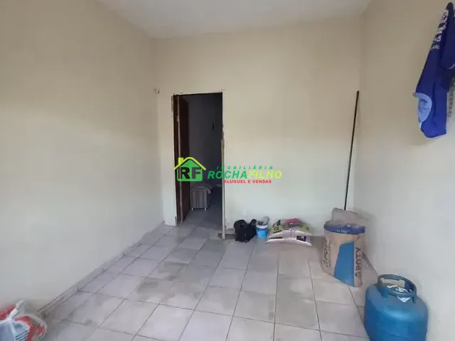 Casa com 128m² 5 quartos e 2 banheiros, à venda, no bairro Raimundo Portela em Teresina