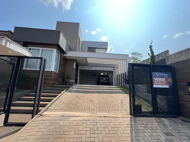 Casa 3 quartos e 3 banheiros, à venda, no bairro Centro em Ijuí