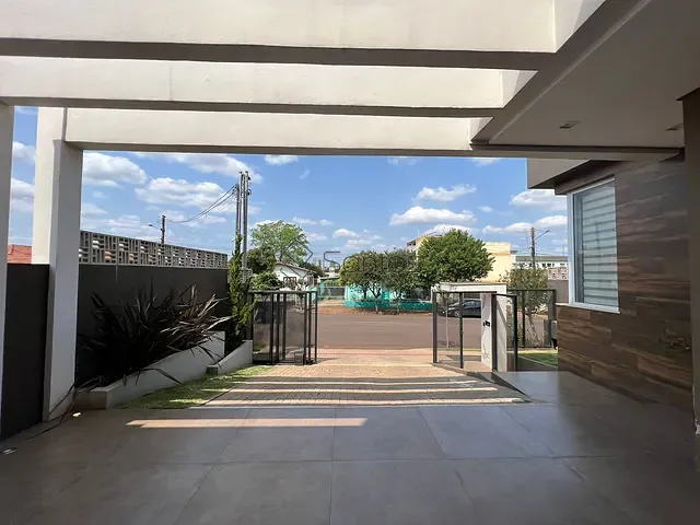 Casa 3 quartos e 3 banheiros, à venda, no bairro Centro em Ijuí