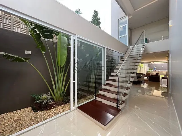 Casa 3 quartos e 3 banheiros, à venda, no bairro Centro em Ijuí