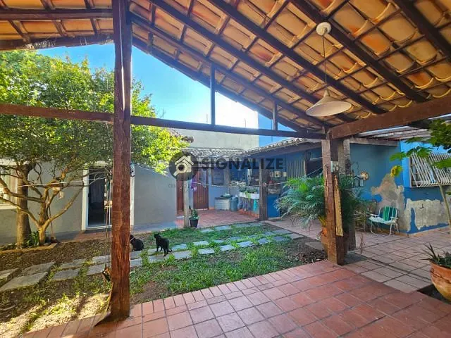 Casa com 550m² 4 quartos e 4 banheiros, à venda, no bairro Portinho em Cabo Frio