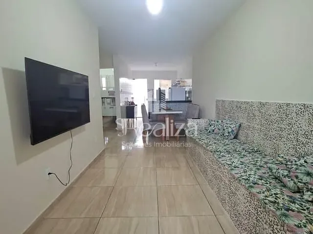 Casa 2 quartos e 2 banheiros, para alugar, no bairro Olivença em Ilhéus