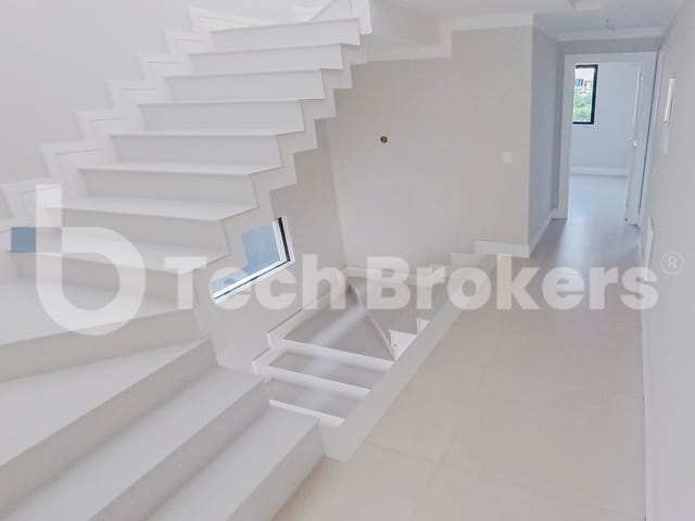 Casa com 340m² 5 quartos e 7 banheiros, à venda, no bairro Barra da Tijuca em Rio de Janeiro