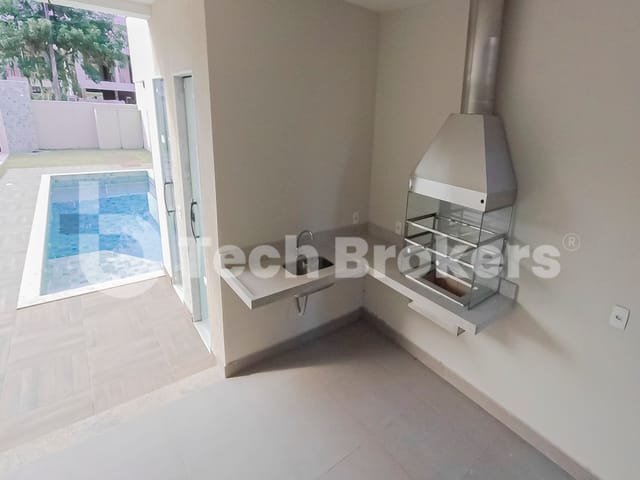 Casa com 340m² 5 quartos e 7 banheiros, à venda, no bairro Barra da Tijuca em Rio de Janeiro