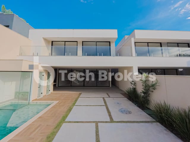 Casa com 340m² 5 quartos e 7 banheiros, à venda, no bairro Barra da Tijuca em Rio de Janeiro