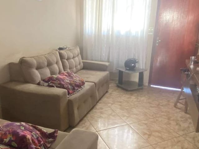 Casa com 160m² 3 quartos e 1 banheiro, à venda, no bairro Jardim Santo Helcio em Vargem Grande do Sul