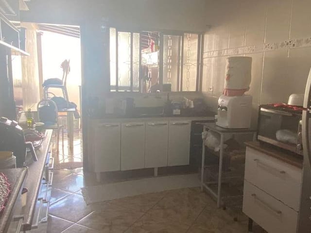 Casa com 160m² 3 quartos e 1 banheiro, à venda, no bairro Jardim Santo Helcio em Vargem Grande do Sul