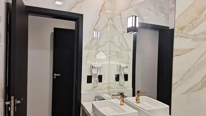 Casa à venda com 4 quartos, 317m² - Foto 17