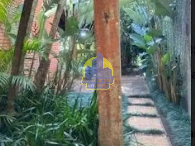 Casa com 700m² 3 quartos e 3 banheiros, à venda, no bairro Conjunto Habitacional 120 Casas em Carapicuíba