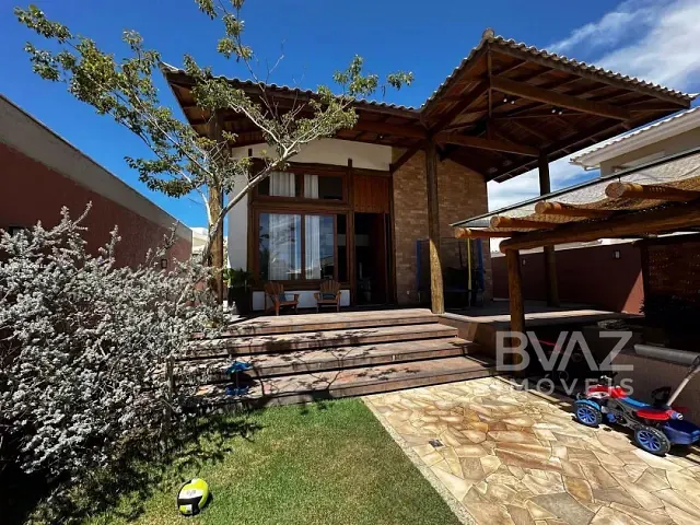 Casa com 600m² 3 quartos e 5 banheiros, à venda, no bairro Nova São Pedro em São Pedro da Aldeia