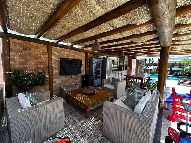 Casa com 600m² 3 quartos e 5 banheiros, à venda, no bairro Nova São Pedro em São Pedro da Aldeia