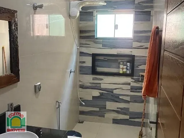 Casa com 192m² 3 quartos e 2 banheiros, à venda, no bairro Residencial Flor do Cerrado em Anápolis