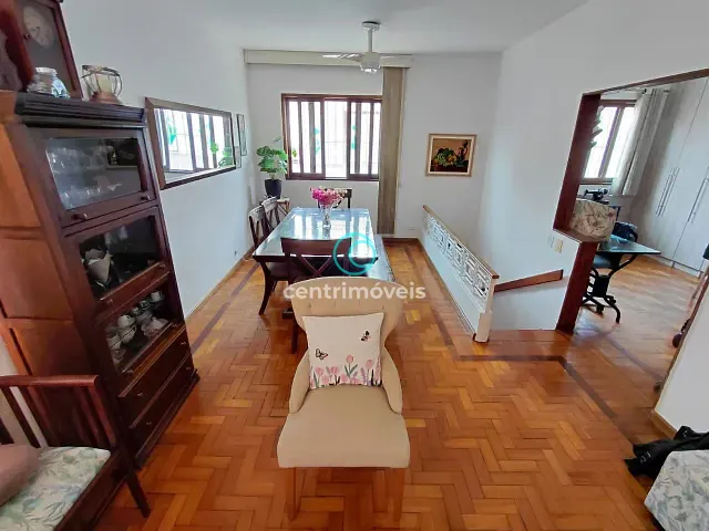 Casa com 256m² 4 quartos e 5 banheiros, à venda, no bairro Maracanã em Rio de Janeiro