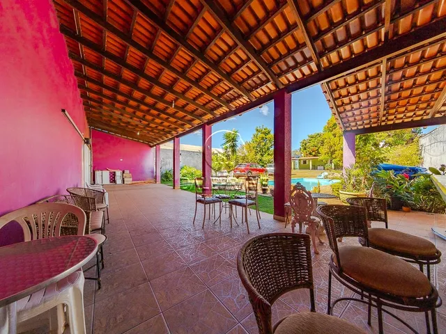 Casa com 850m² 2 quartos e 2 banheiros, à venda, no bairro Setor Habitacional Arniqueira (Águas Claras) em Brasília