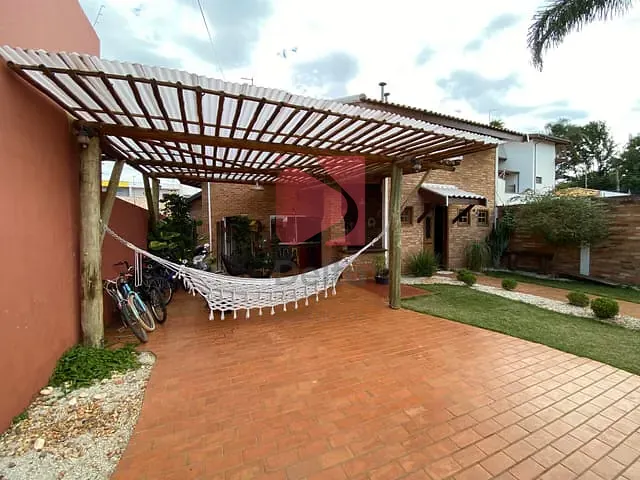 Casa 3 quartos e 4 banheiros, à venda, no bairro Cidade Jardim em Pirassununga
