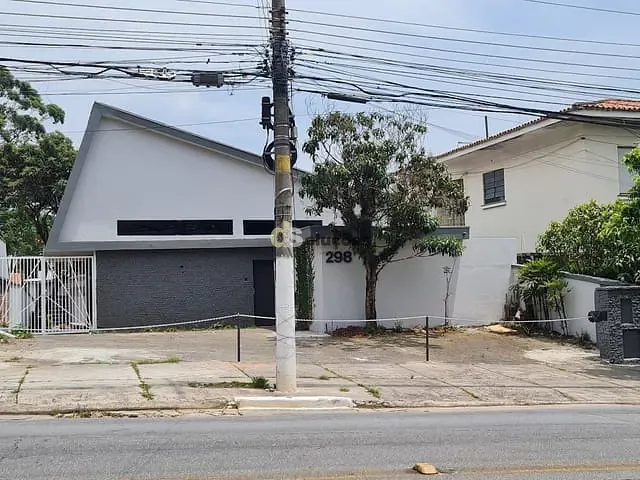 Casa para alugar, no bairro Pacaembu em São Paulo