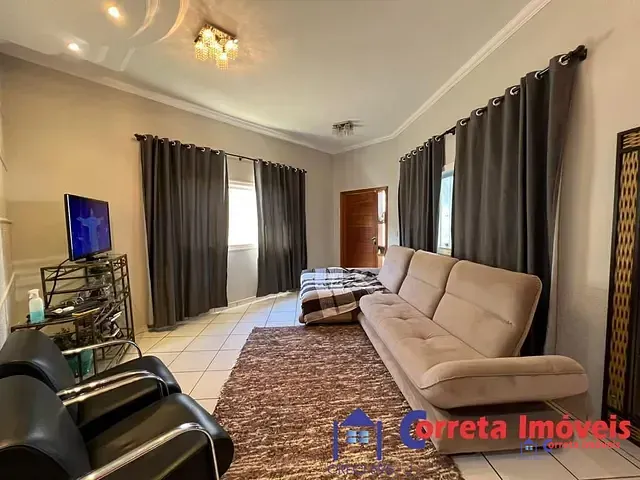 Casa 4 quartos e 2 banheiros, à venda, no bairro Jardim Novo Aeroporto em Três Lagoas