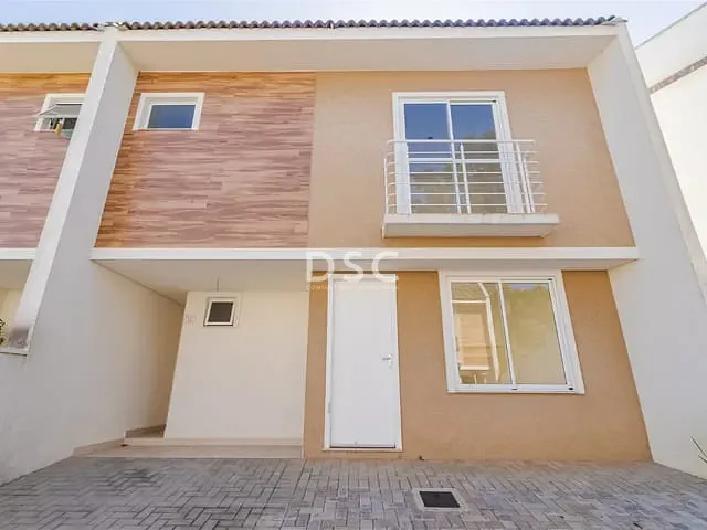 Casa 3 quartos e 1 banheiro, à venda, no bairro Santa Cândida em Curitiba