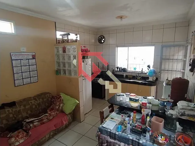 Casa 2 quartos e 2 banheiros, à venda, no bairro Vila Dirce em Mauá