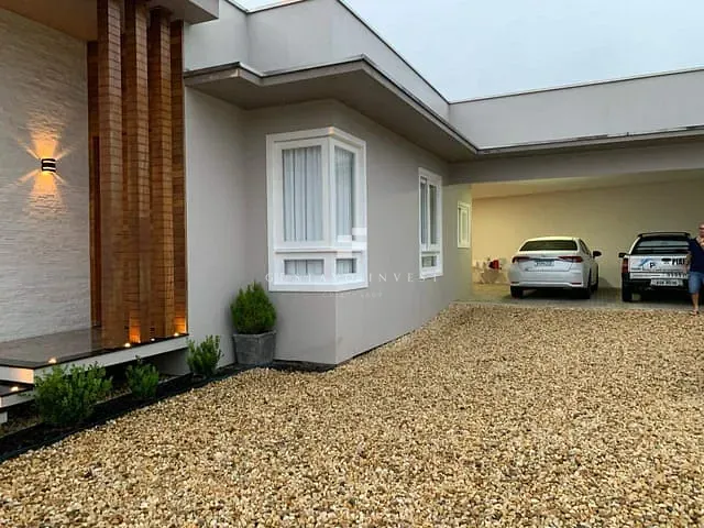 Casa 3 quartos e 3 banheiros, à venda, no bairro Cedrinho em Brusque