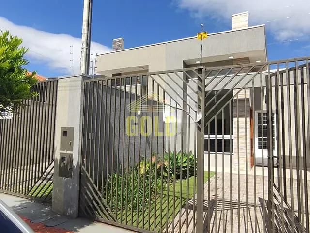 Casa com 125m² 3 quartos e 2 banheiros, à venda, no bairro Operária em Londrina