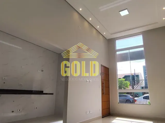 Casa com 125m² 3 quartos e 2 banheiros, à venda, no bairro Operária em Londrina