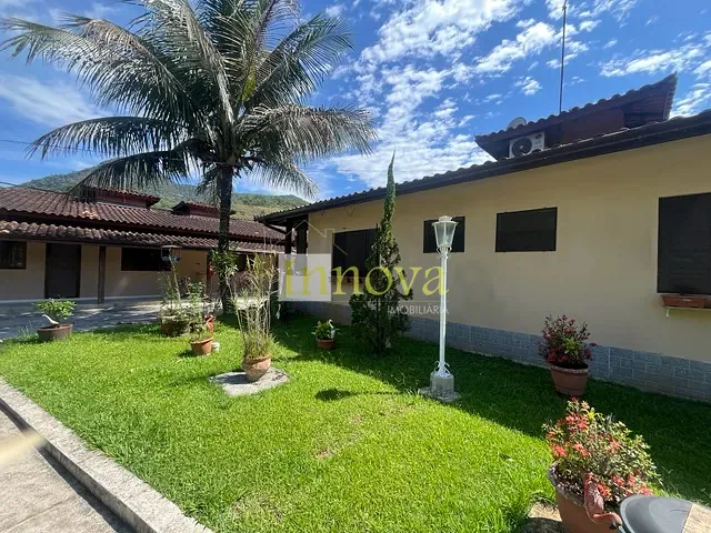Casa com 55m² 2 quartos e 1 banheiro, à venda, no bairro Martim de Sá em Caraguatatuba