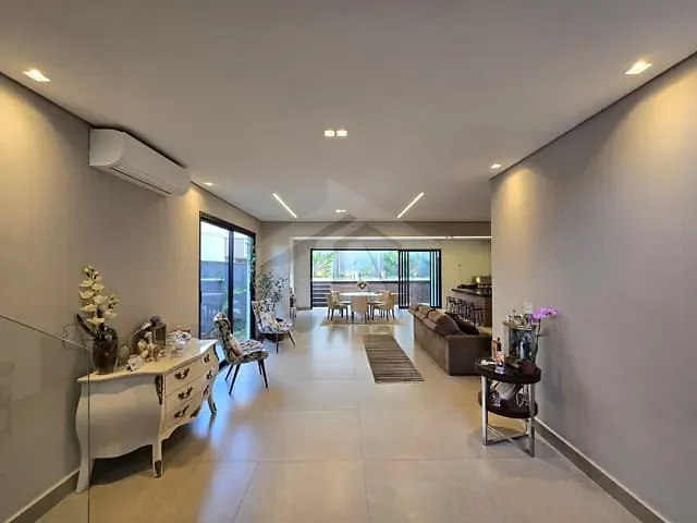 Casa com 352m² 5 quartos e 5 banheiros, à venda, no bairro Vila do Golfe em Ribeirão Preto