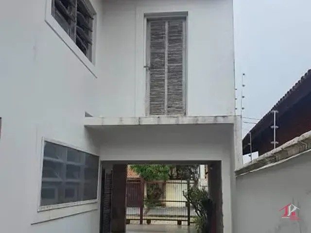 Casa 3 quartos e 2 banheiros, à venda, no bairro Tupy em Itanhaém