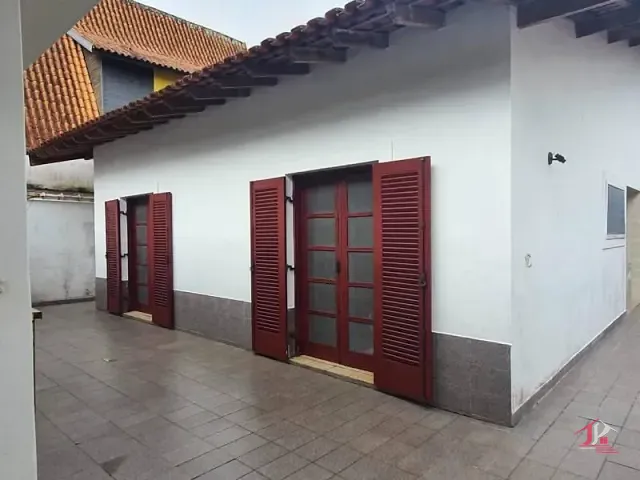 Casa 3 quartos e 2 banheiros, à venda, no bairro Tupy em Itanhaém