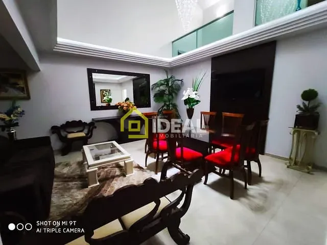 Casa 4 quartos e 7 banheiros, à venda, no bairro Santa Cruz em Concórdia