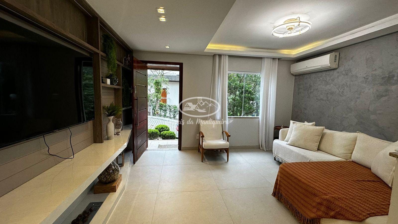 Casa, 3 quartos, 142 m² - Foto 2