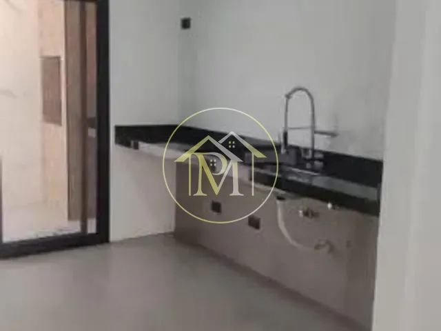 Casa com 200m² 3 quartos e 4 banheiros, à venda, no bairro Vila Martins em Sorocaba