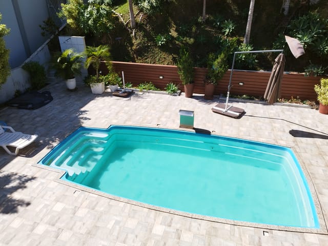 Casa com 1365m² 3 quartos e 3 banheiros, à venda, no bairro Centro em Santo Amaro da Imperatriz