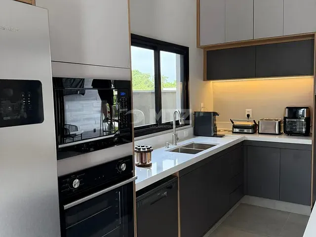 Casa 4 quartos e 6 banheiros, à venda, no bairro Ninho Verde II Eco Residence em Pardinho