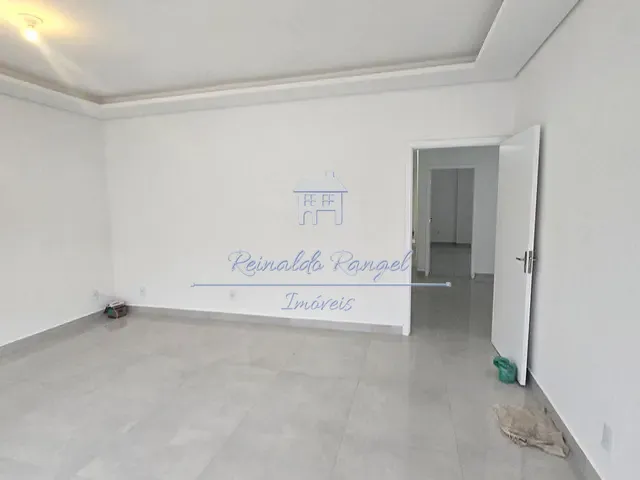 Casa com 303m² 7 quartos e 2 banheiros, para alugar, no bairro Brasil em Itu