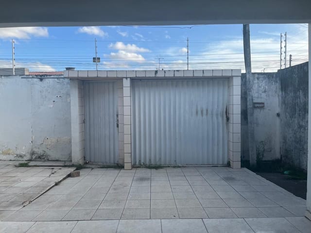 Casa com 272m² 3 quartos e 2 banheiros, para alugar, no bairro Brasília em Arapiraca