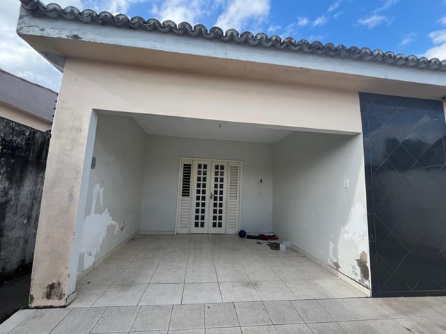 Casa com 272m² 3 quartos e 2 banheiros, para alugar, no bairro Brasília em Arapiraca