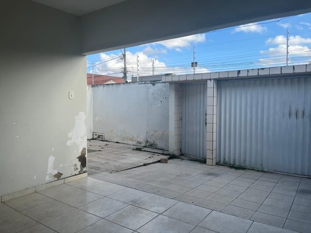 Casa com 272m² 3 quartos e 2 banheiros, para alugar, no bairro Brasília em Arapiraca