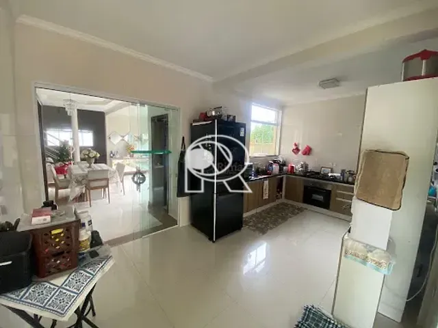 Casa 5 quartos e 2 banheiros, à venda, no bairro Jardim São Nicolau em Registro