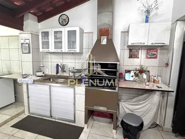 Casa com 262m² 3 quartos e 2 banheiros, à venda, no bairro Consolação em Rio Claro