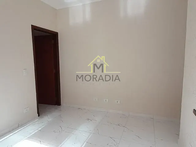 Casa com 220m² 2 quartos e 1 banheiro, à venda, no bairro Irmãos Ricciardi em Guaxupé