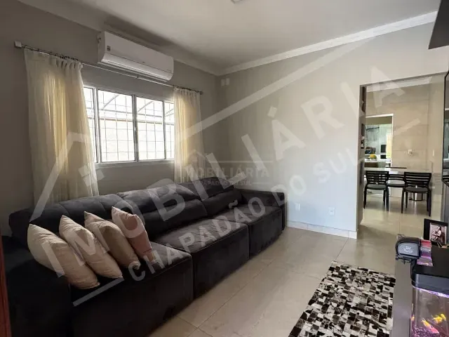 Casa 3 quartos e 2 banheiros, à venda, no bairro FLAMBOYANT em Chapadão do Sul