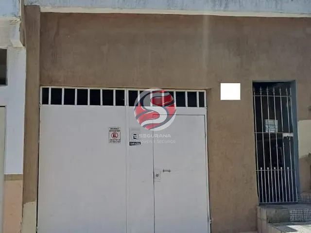 Casa com 200m² 5 quartos e 4 banheiros, à venda, no bairro Parque Guarani em São Paulo
