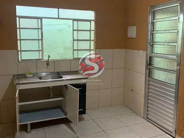 Casa com 200m² 5 quartos e 4 banheiros, à venda, no bairro Parque Guarani em São Paulo