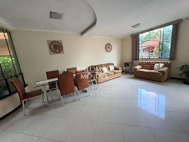 Casa 4 quartos e 6 banheiros, à venda, no bairro Pratinha em Belém