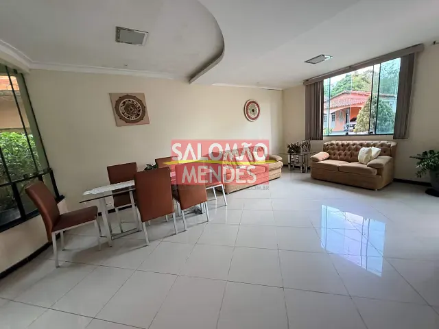 Casa 4 quartos e 6 banheiros, à venda, no bairro Pratinha em Belém