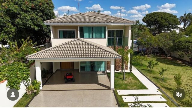 Casa com 900m² 4 quartos e 5 banheiros, à venda, no bairro Ponte Alta Norte (Gama) em Brasília