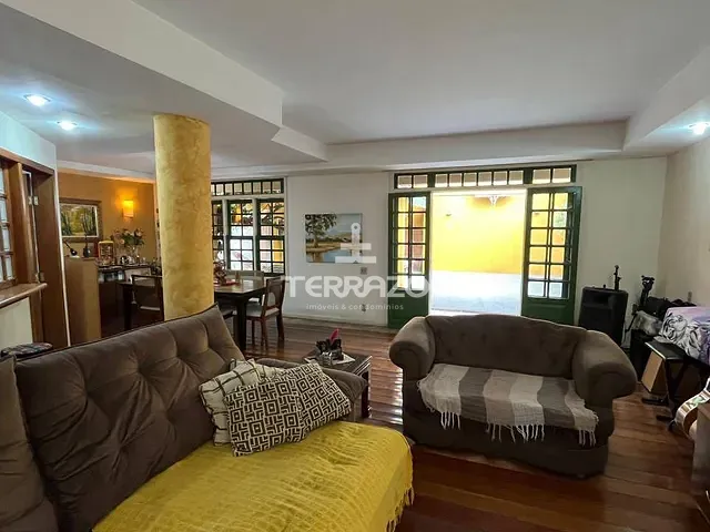 Casa com 360m² 4 quartos e 3 banheiros, à venda, no bairro Jardim Belvedere em Volta Redonda